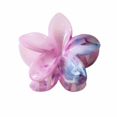 Blumenhaarklemmen mit verschiedenen Farben und Designs für jedes Outfit