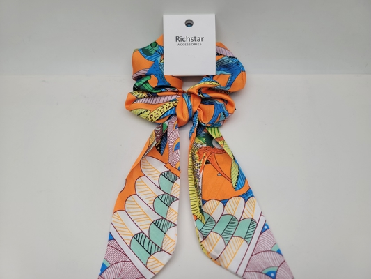 Farbenfrohe Stoffe Scrunchie Stoffe Haarzubehör mit verschiedenen Mustermustern