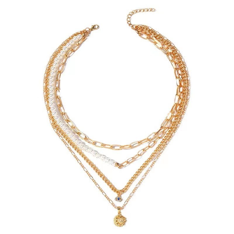 Mehrschichtige Ladies Fancy Halskette Langlebige Multiscene Goldfarbe